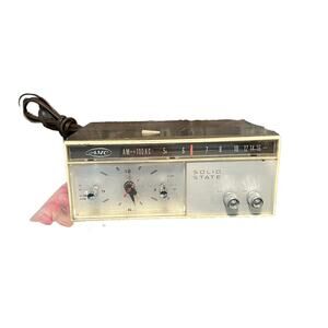 VINTAGE! AMC Solid State AM Alarm Clock Radio MC 40 -Tested! Works! Nice!!